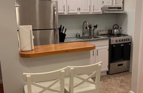 Industry Apartment | Convenient 1-Bedroom Apartment Near NYC with Parking