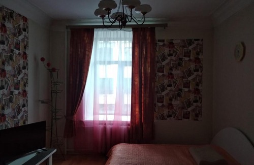 Petrovskoye Apartment | Pet-Friendly 1654 Two-Bedroom Retreat in City Center