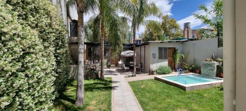 Mendoza City Center Apartment | Explore 166 1/2: Oceanfront Oasis with Pet-Friendly Amenities