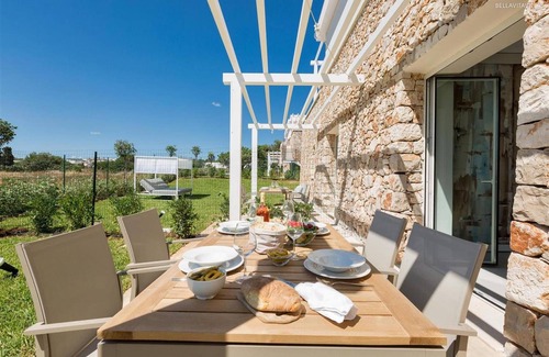 Torre Pali House | Indulge in Garden Suites at 1664 Perla Saracena
