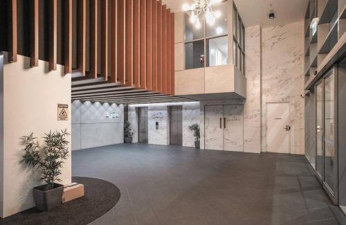 Mascot Apartment | Modern 2BR Apartment in Mascot with Free Parking & Pet-Friendly