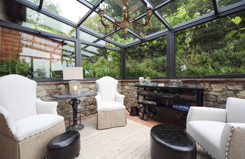Vertine House | Historic Chianti Farmhouse with Vineyard & Relaxing Pool
