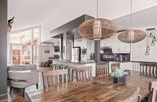 Stoneham Cottage | Relaxing Chalets for Rent in Stoneham with Top Amenities