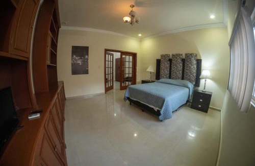 Torreon House | Large Guest Room for Two with Hot Tub - Rated 10/10