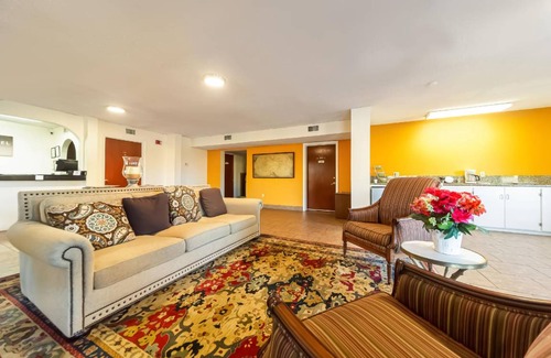 Atmore Hotel | 17 m² Hotel ∙ 127 guests