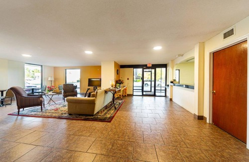 Atmore Hotel | 17 m² Hotel ∙ 127 guests