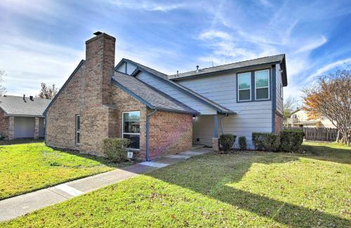Richardson House | Relaxing Richardson Retreat with Hot Tub Near Dallas