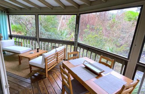 Night Heron House | Relaxing Getaway at 17 Night Heron with Pool Access