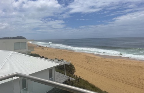 Central Coast Apartment | Newly Renovated Penthouse with Beach Views and Spa