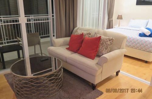 Hua Hin House | Seaview 2BR Apartment with Pool Access in Hua Hin Beach