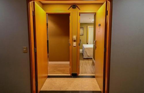 Itaim Bibi Apartment | Stylish 2-Suite Retreat at TRASAMERICA FARIA LIMA