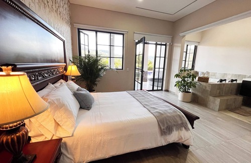 El Penol Hotel | Discover 1714 Hotel Boutique: Pool, Spa & Top Ratings