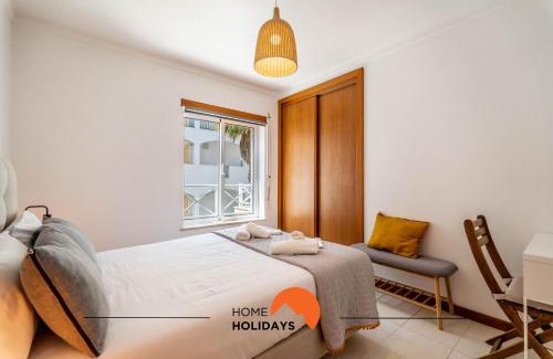 Alfa-Mar Apartment | Relaxing Stay at Falesia: Near the Beach with WiFi