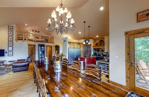 Fairplay House | Spacious 3-Bedroom House for Families with Top Reviews