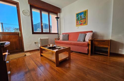 Prado Apartment | Family-Friendly 17C01 Apartamento Caravia with Pet Access