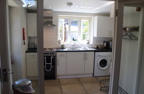 Shaftesbury Cottage | Historic 17th Century Coach House in Shaftesbury, Dorset