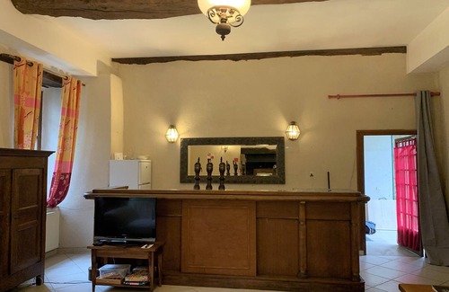 Cite Apartment | Historic Property Near Pink Granite Coast with Ocean View
