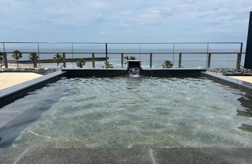 Utsumi Hotel | Relaxing Oceanfront Retreat at 澄江知多 for Adults 18+