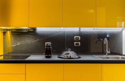 Historic Center Apartment | Modern Design Apartment in Bologna - Guest Rated 10/10