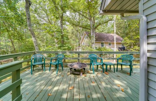Massanutten House | 18 Mi to Grand Caverns Cabin with Balcony!