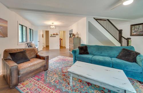 Massanutten House | 18 Mi to Grand Caverns Cabin with Balcony!