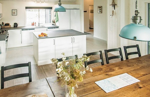 Bøtø By House | Stunning 18-Person Holiday Home with Oceanfront Pool