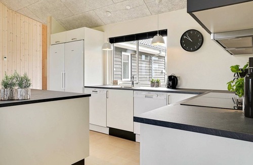 Bogense House | Spacious 18-Person Holiday Home in Bogense with Pool