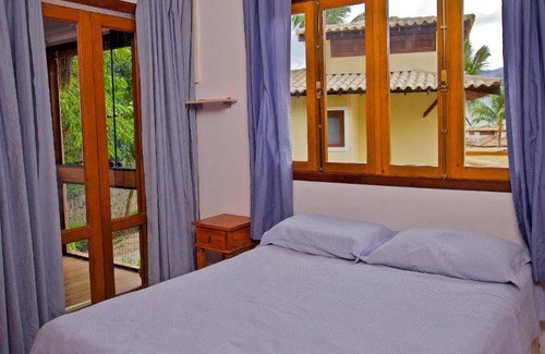 Bexiga House | Family-Friendly 18 Sobrado with Pool and Pet Amenities