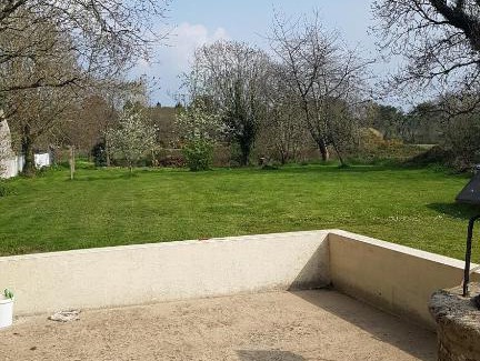 Merlevenez House | Budget-Friendly Stay at 18 St Sauveur - Family Friendly