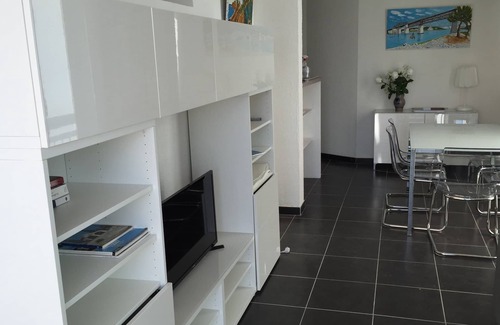 Carry-le-Rouet Apartment | Oceanfront Apartment with 180° Sea View in Carry le Rouet