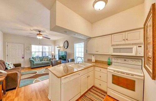 Spicewood Condo | Stunning Lake View Private Villa with Pool on Lake Travis
