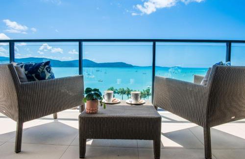 Cannonvale Apartment | Experience 180 Degrees: Family-Friendly & Accessible Stay