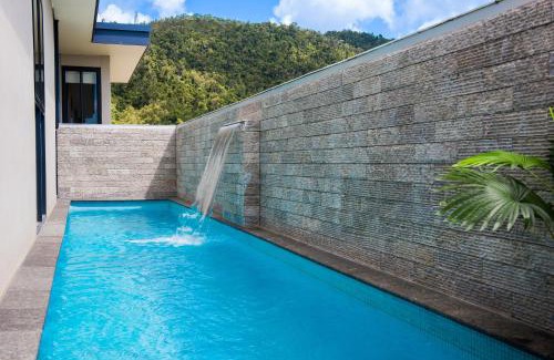 Cannonvale Apartment | Experience 180 Degrees: Family-Friendly & Accessible Stay