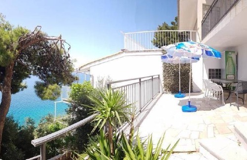 Stanici House | Spacious 2-Bedroom House for Up to 8 Guests, Rated 10/10