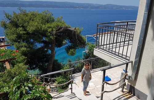 Stanici House | Spacious 2-Bedroom House for Up to 8 Guests, Rated 10/10