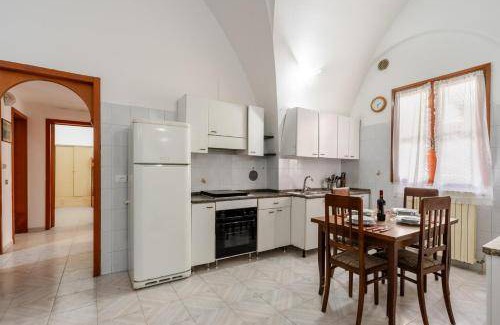 Alezio House | Spacious 3-Bedroom House for Up to 9 Guests