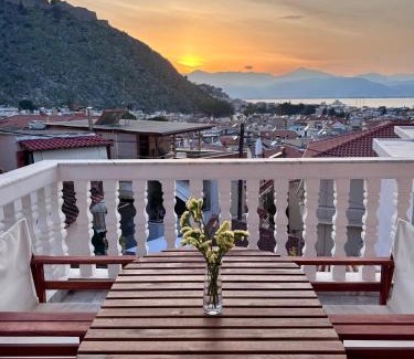 Nafplion City Centre Apartment | 180° View: Guest Rated 9.8, Family-Friendly Retreat
