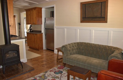 Marine Terrace House | Oceanfront Getaway at 1801 Downing Avenue Lodge Hill