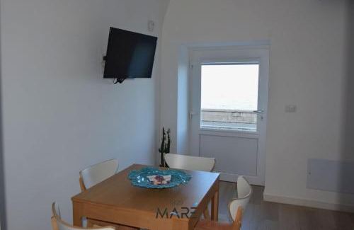 Molfetta Apartment | Top-Rated 1820 Marè with Family-Friendly Amenities