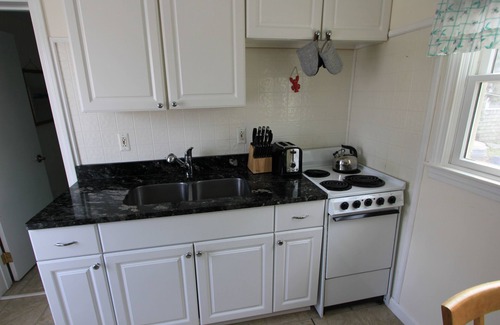 East Sandwich Cottage | Beachfront Condo with Private Path - 2 BR Ocean View Retreat