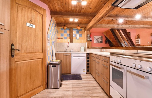 Sainte-Croix-aux-Mines House | Serene Ocean View Retreat: Perfect for Teams & Families