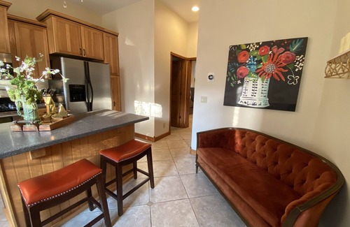Galena House | Top-Rated 1842 Bavarian Brew House with Spa and Hot Tub