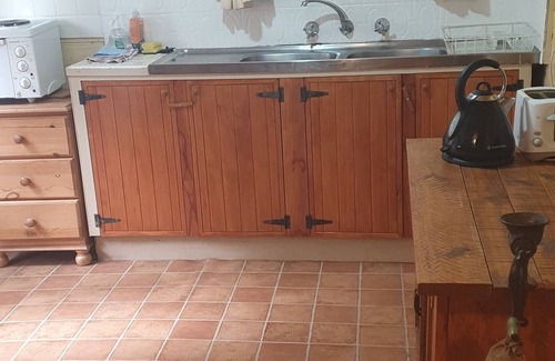 New Gisborne Cottage | Experience a Historic 1860 Cottage with Ocean Views