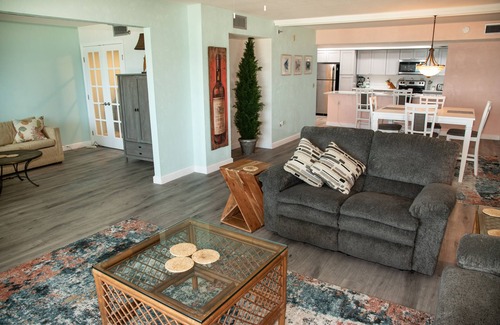 Ormond-by-the-Sea Condo | Exceptional Ocean View Retreat with Pool and Full Kitchen