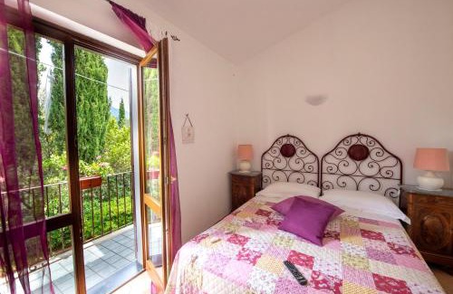 Casarza Ligure Apartment | Family-Friendly Ca da Pincianna with Garden Near the Sea