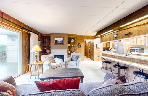 Cape Meares House | Family-Friendly Oceanfront Retreat for 8 Guests