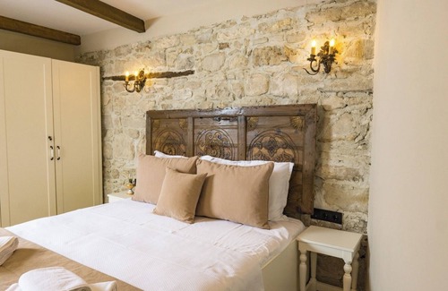 Urla Hotel | Experience 1870's Taş Konak Otel: Perfect for Families