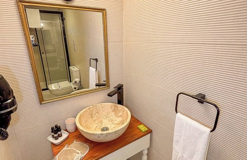 Urla Hotel | Experience 1870's Taş Konak Otel: Perfect for Families
