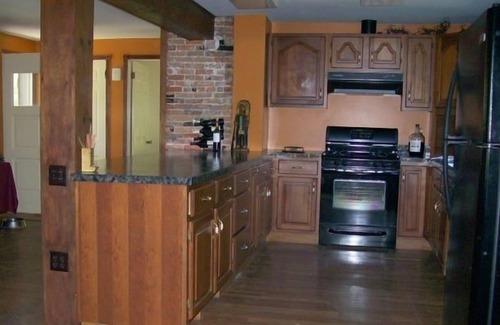 Milan House | 1870 Victorian Inn: Guest Rated 9.8, Pet Friendly & Pool