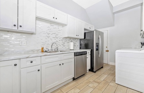 Hagerstown House | Charming 1879 Home on Frederick Street: Top-Notch Amenities
